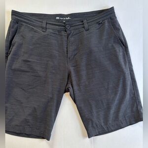 Travis Mathew Mens Golf Shorts W34 Black Stretch Performance‎